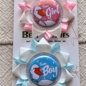 NWT🤰Team Boy and Girl Party Badges